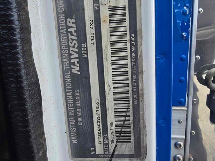 2000-international-4900-image-11