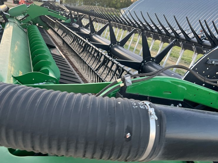 john-deere-645-image-32
