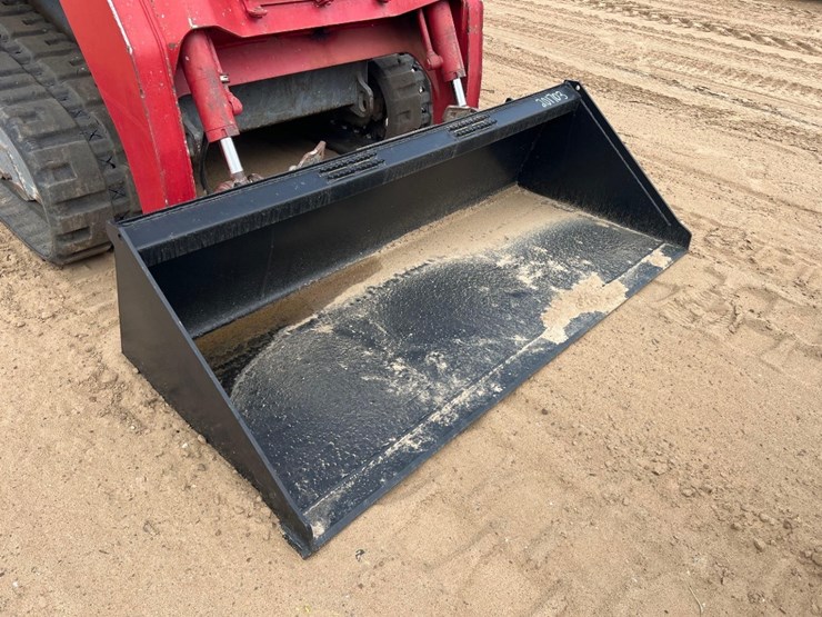 takeuchi-tl10v2-image-17