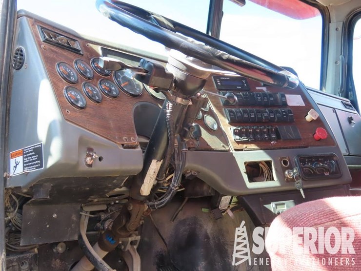 2011-western-star-4900-image-7