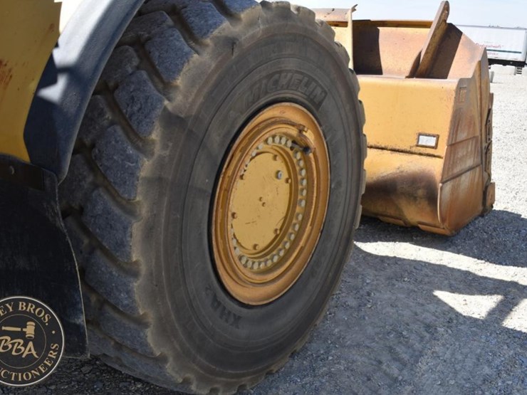 2014-caterpillar-982m-image-59