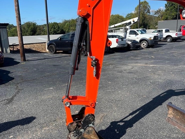 2023-kubota-kx033-4-image-6