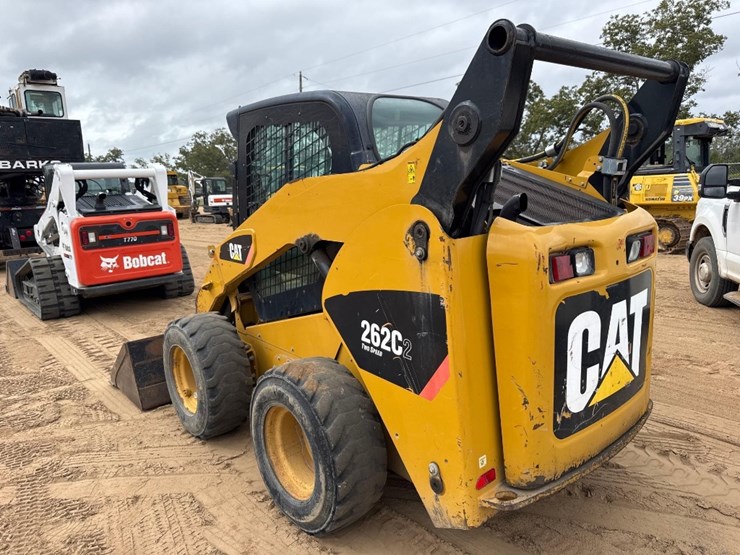 2012-caterpillar-262c2-image-2