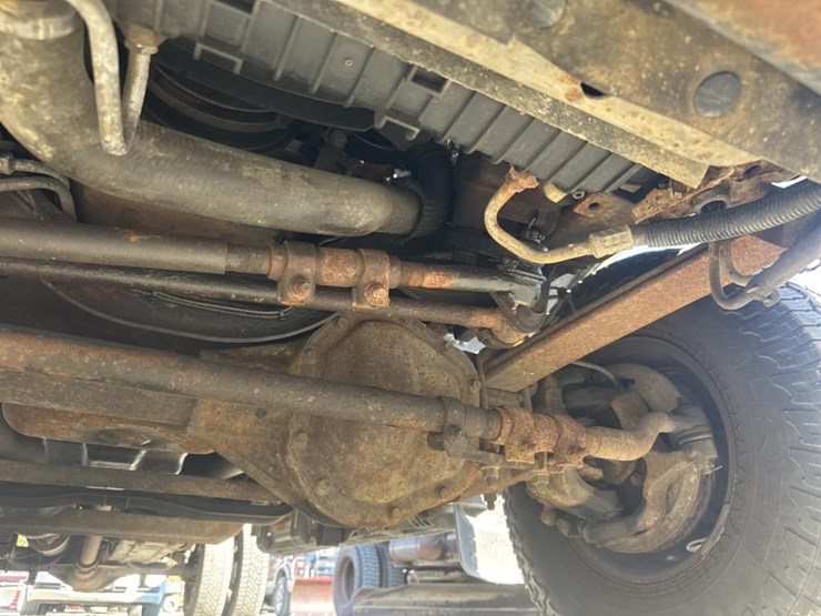 2004-ford-f350-image-42