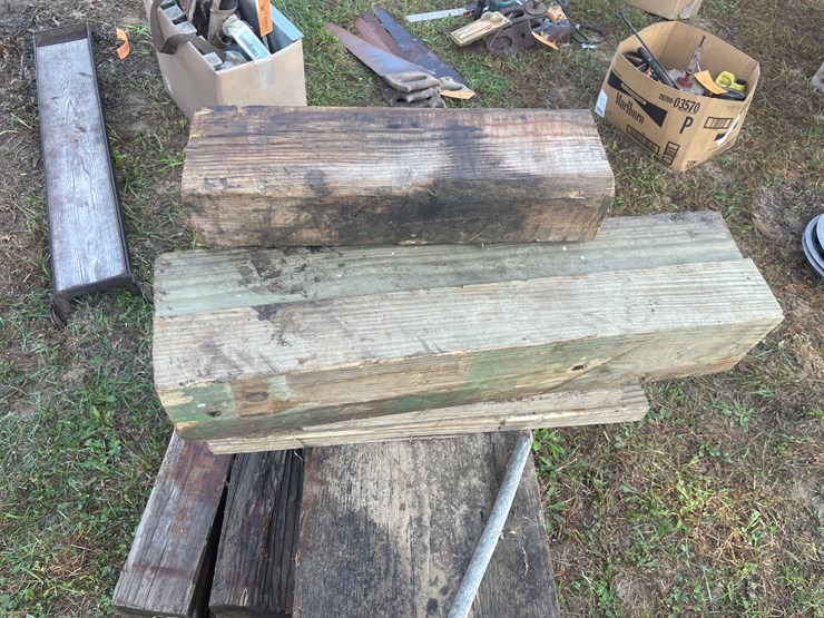 #5093-•-pile-of-wood-blocking-image-6
