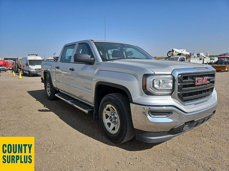 2017-gmc-sierra-1500-image-2