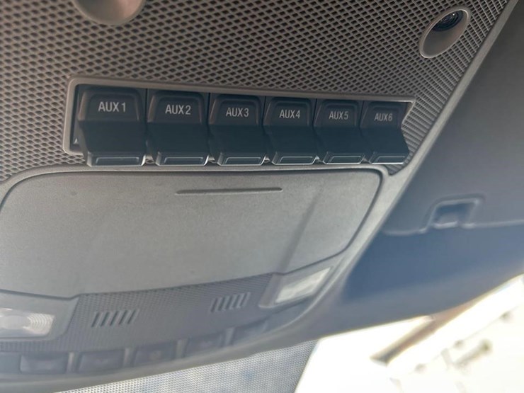 2019-ford-f350-xl-image-37