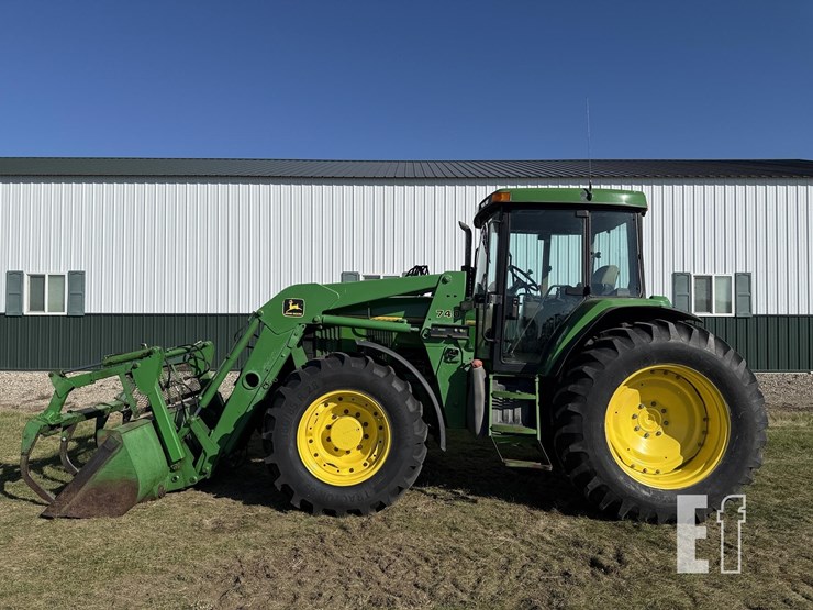 john-deere-7200-image-2