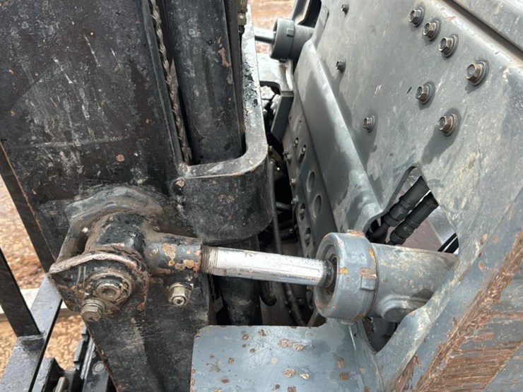 #110-•-toyota-42-5f-g25-forklift-image-15