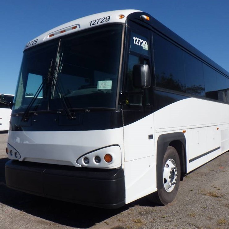 2012 MCI D4505