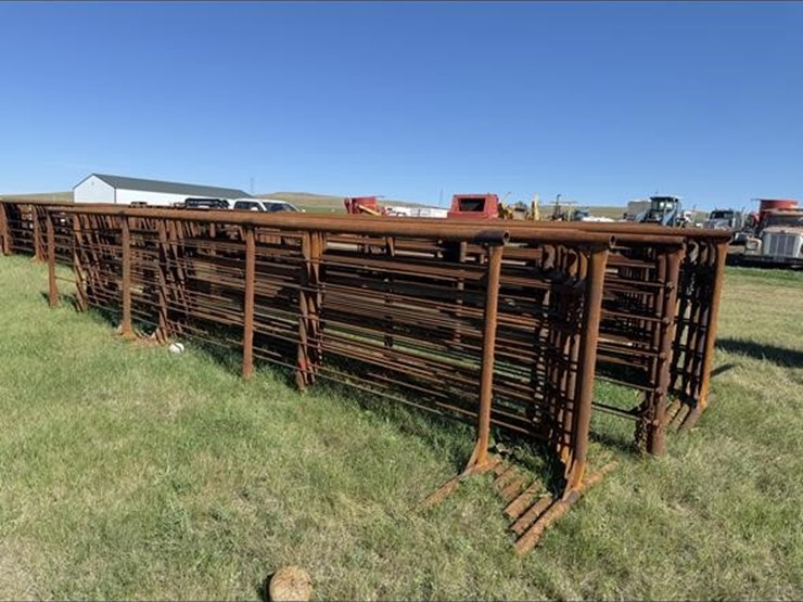 100x-24ft-freestanding-panels-94-image-1