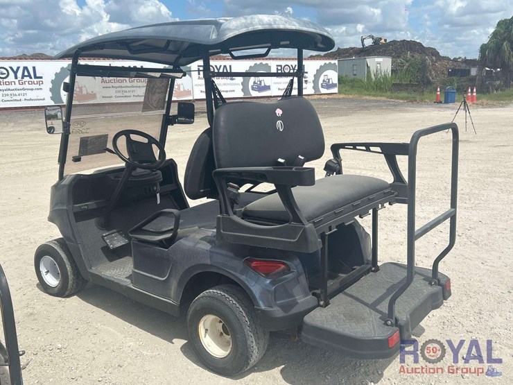 md-electric-golf-cart-with-battery-charger-image-4