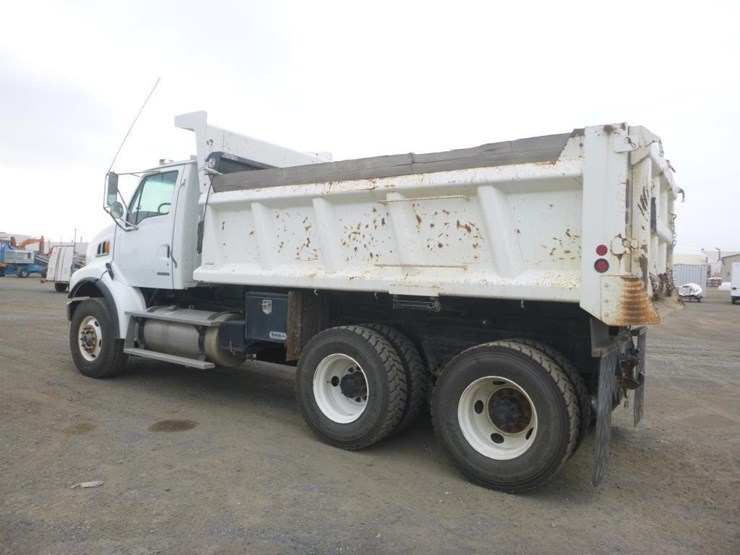 2008-sterling-lt9500-image-4
