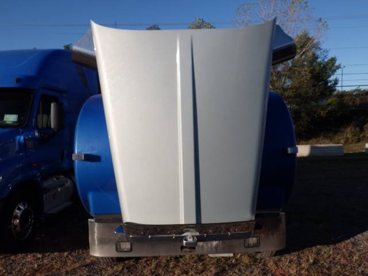2020-kenworth-w900l-image-14