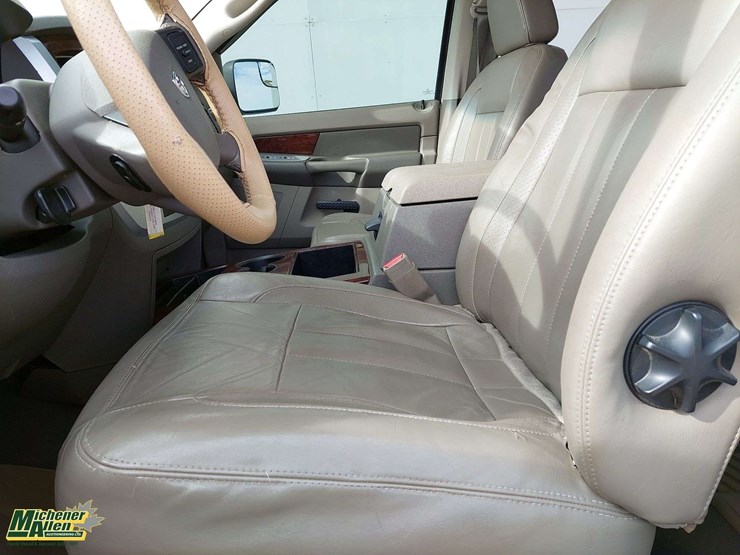 2009-dodge-ram-3500-image-12