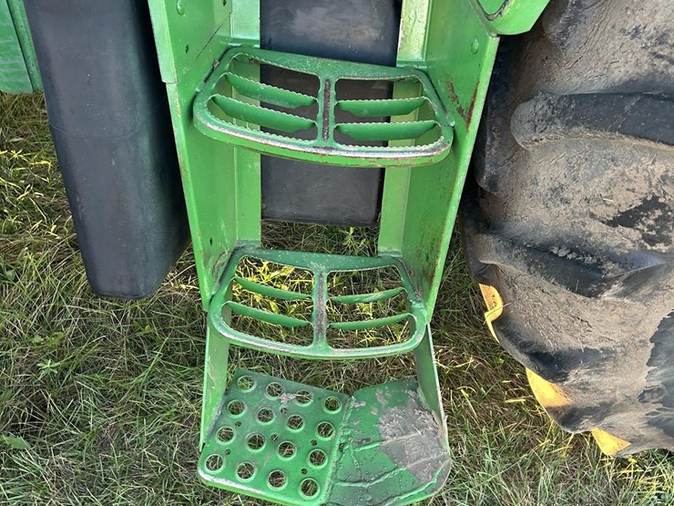 john-deere-6400-image-40