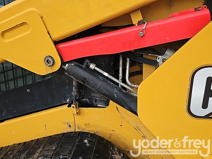 2022-caterpillar-289d3-image-21