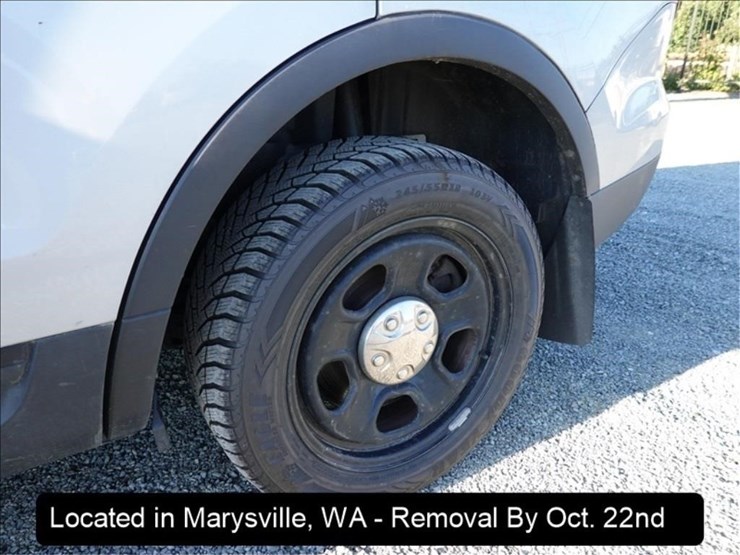 2015-ford-explorer-image-17