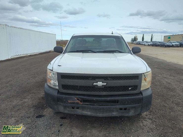 2012-chevrolet-silverado-1500-image-30