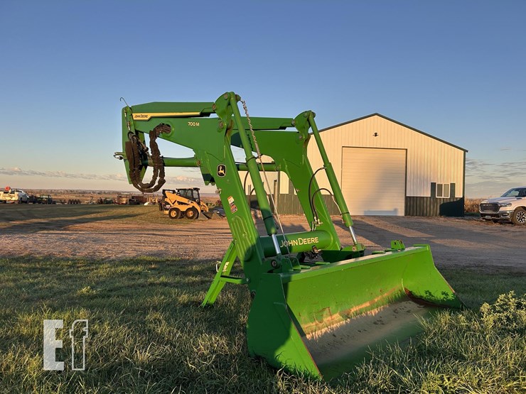 2020-john-deere-2020-image-3