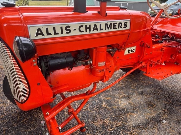 allis-chalmers-d10-series-ii-tractor-image-12