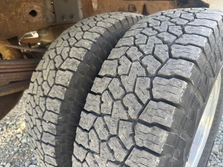 2004-ford-f350-image-55
