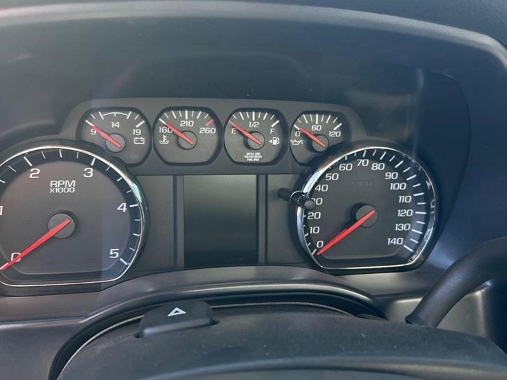 2023-chevrolet-silverado-6500hd-image-56