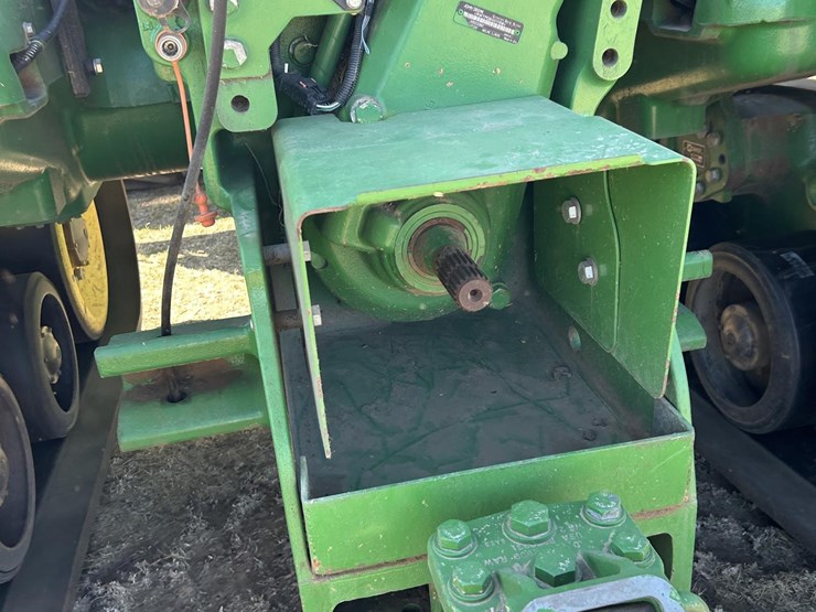 2016-john-deere-9620rx-image-26