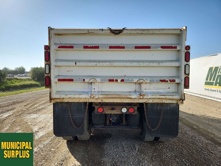 2015-international-workstar-7400-image-27