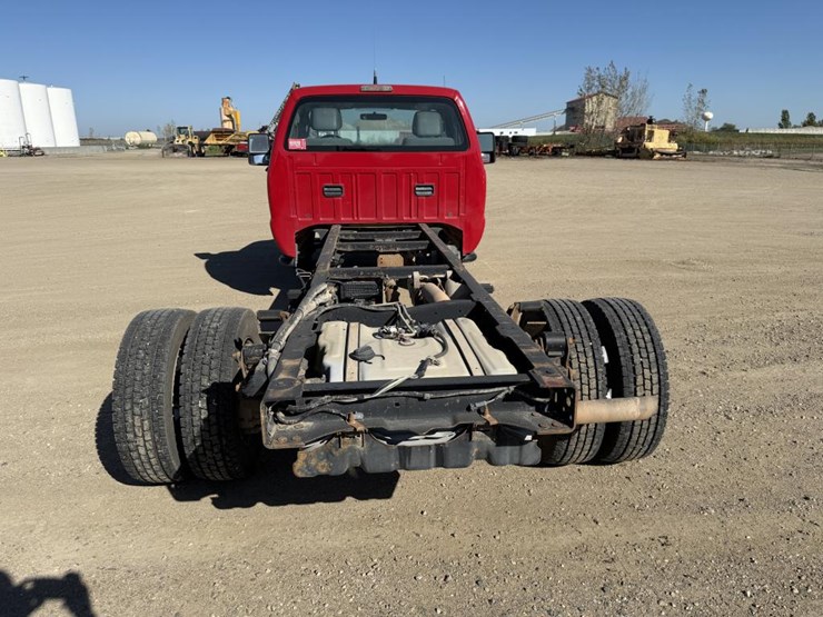 2011-ford-f450-xl-image-4