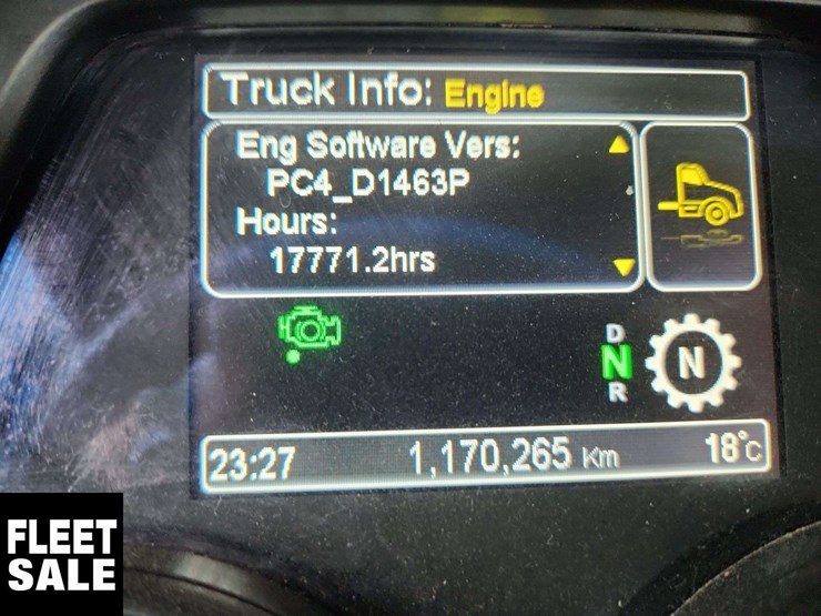 2019-peterbilt-579-image-25