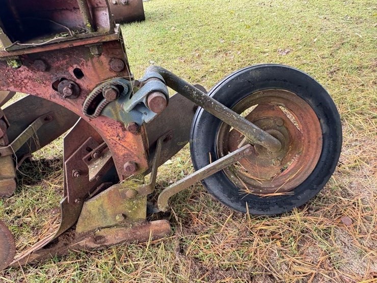 fast-hitch-3-bottom-plow-image-4