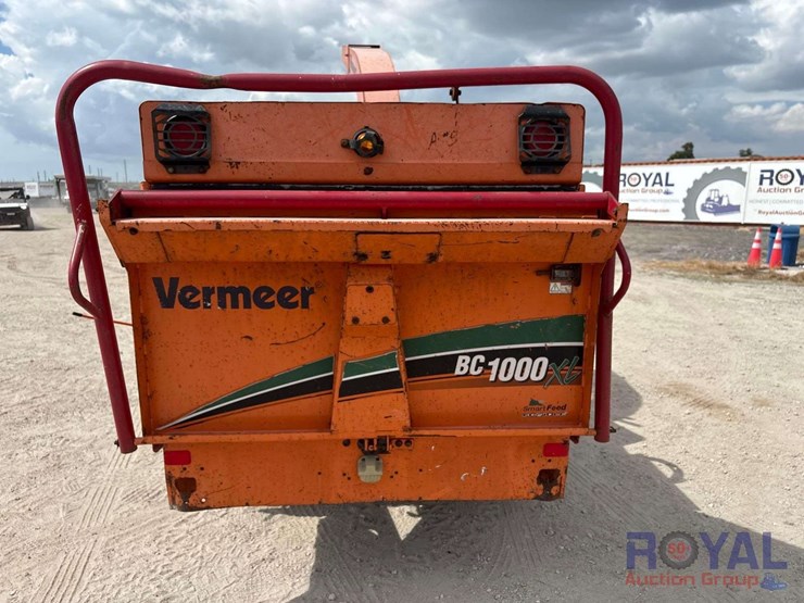 2014-vermeer-bc1000xl-s/a-towable-chipper-image-17