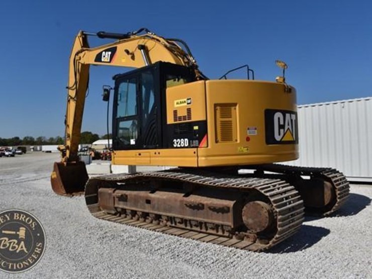 2015-caterpillar-328d-lcr-image-19
