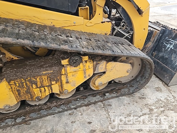2022-caterpillar-289d3-image-10