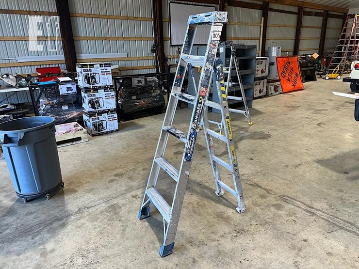 werner-6'-aluminum-ladder-image-1