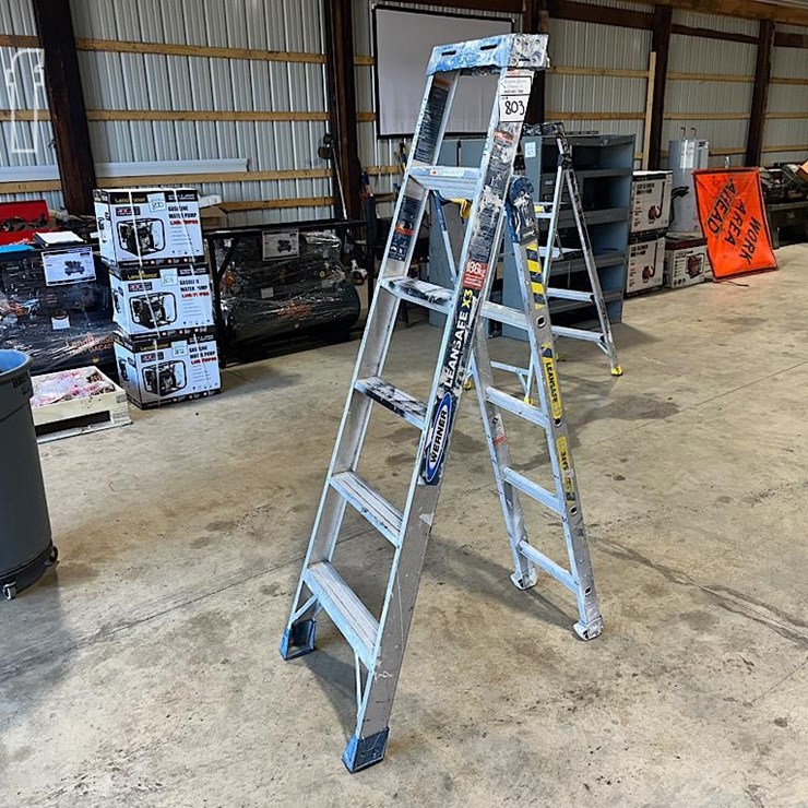 WERNER 6' ALUMINUM LADDER