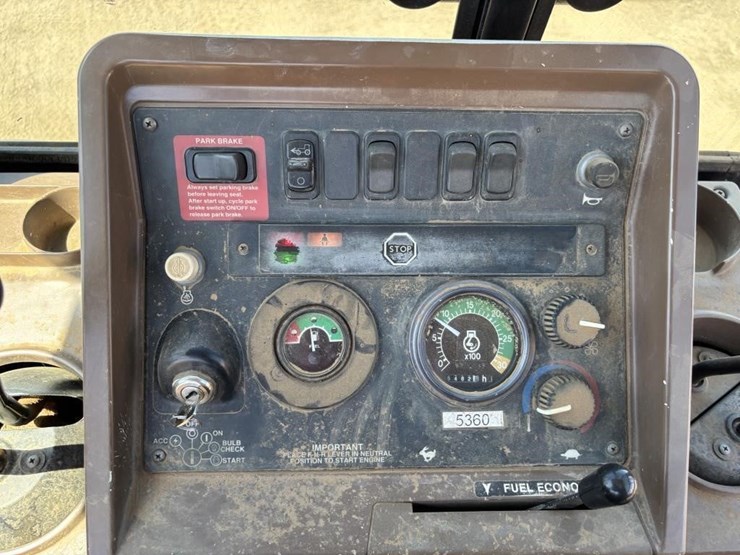 1998-deere-410e-image-43