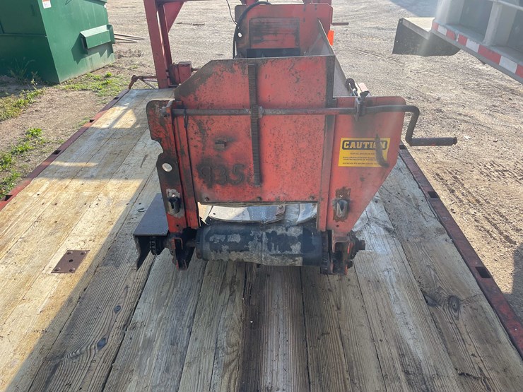 #1894-•-htc-hydraulic-truck-side-conveyor-image-2