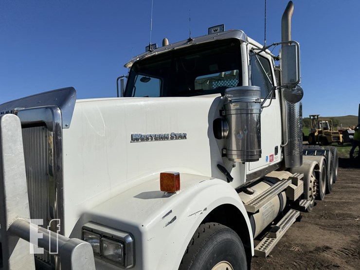 2009-western-star-4900-image-11