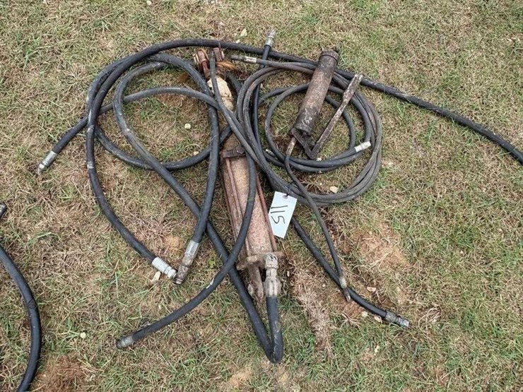 hydraulic-ram,-grease-gun-image-1