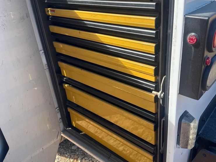 2018-ford-f350-sd-xl-image-9