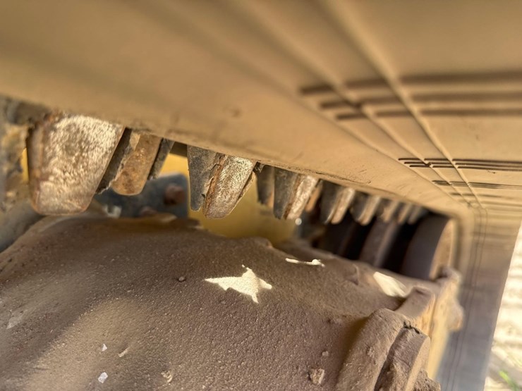 2020-caterpillar-259d3-image-15