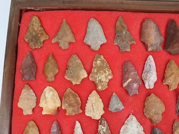 #63-•-#4169-•-(35)-framed-native-american-artifacts-image-3