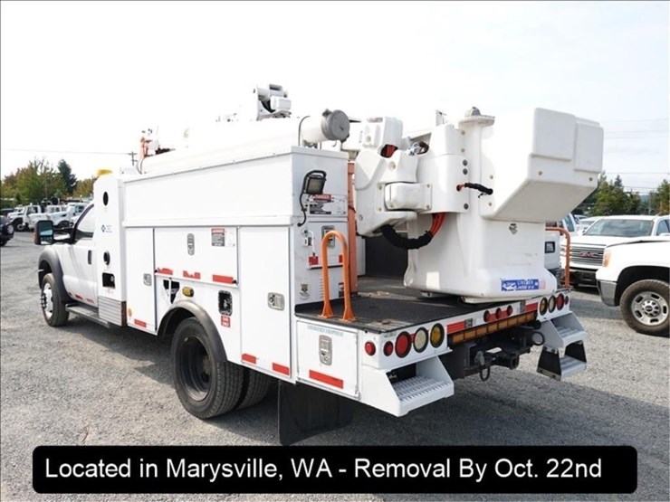 2014-ford-f550-image-24