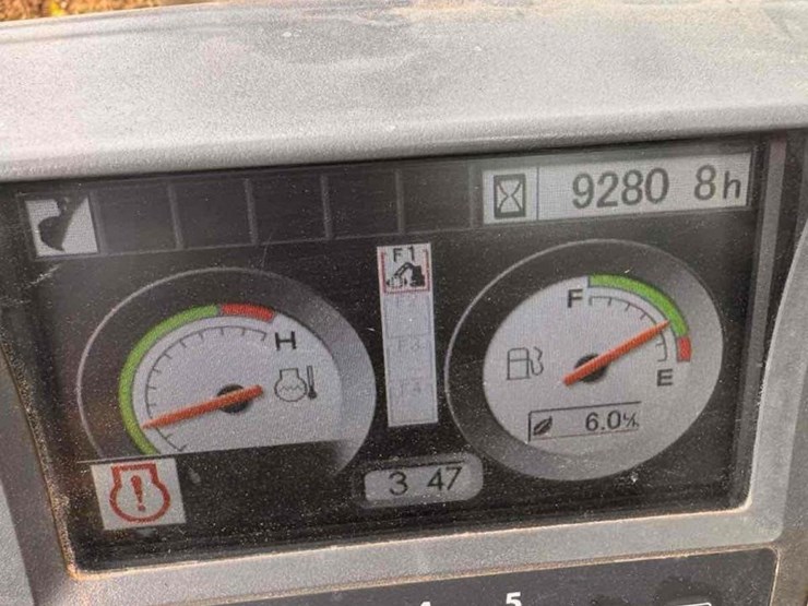 2006-hitachi-zx650-lc-3-image-11