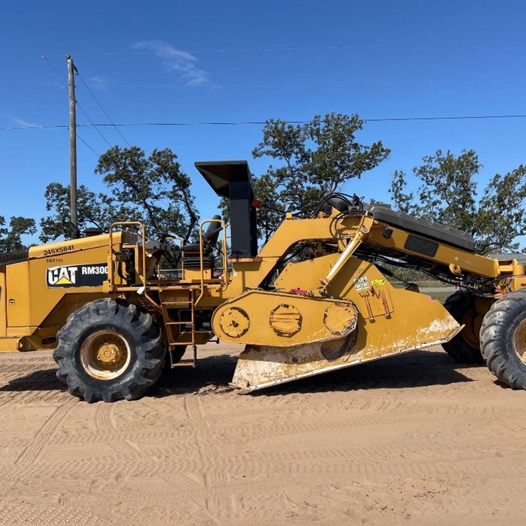 2015 CATERPILLAR RM-300
