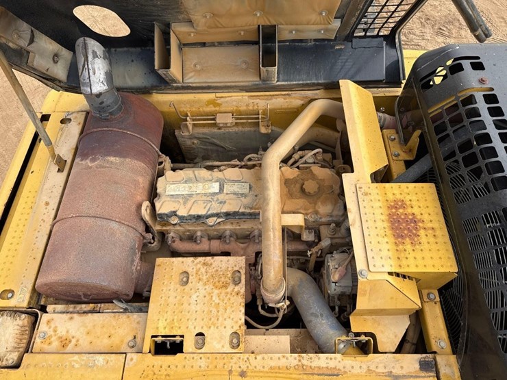 2008-caterpillar-330dl-image-32