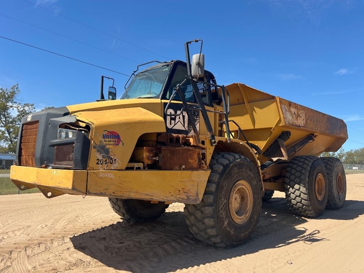 caterpillar-740b-image-8