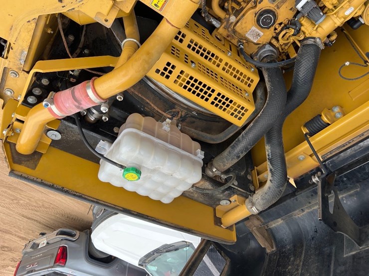 2017-caterpillar-330fl-image-34